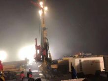XCMG Official 25 Meter Rotary Drilling Rig XRL100 China Truck Mounted Drilling Rig Machine Price